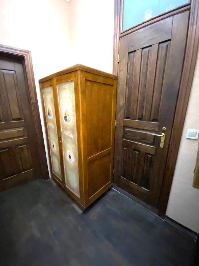 Квартира В Центрі На Вулиці Лесі Українки 19 Lviv Luaran gambar